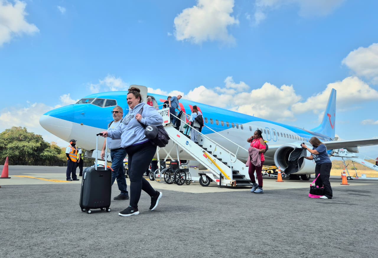 Cuenta Bahías de Huatulco con nuevo vuelo chárter procedente de Chicago: Sectur Oaxaca