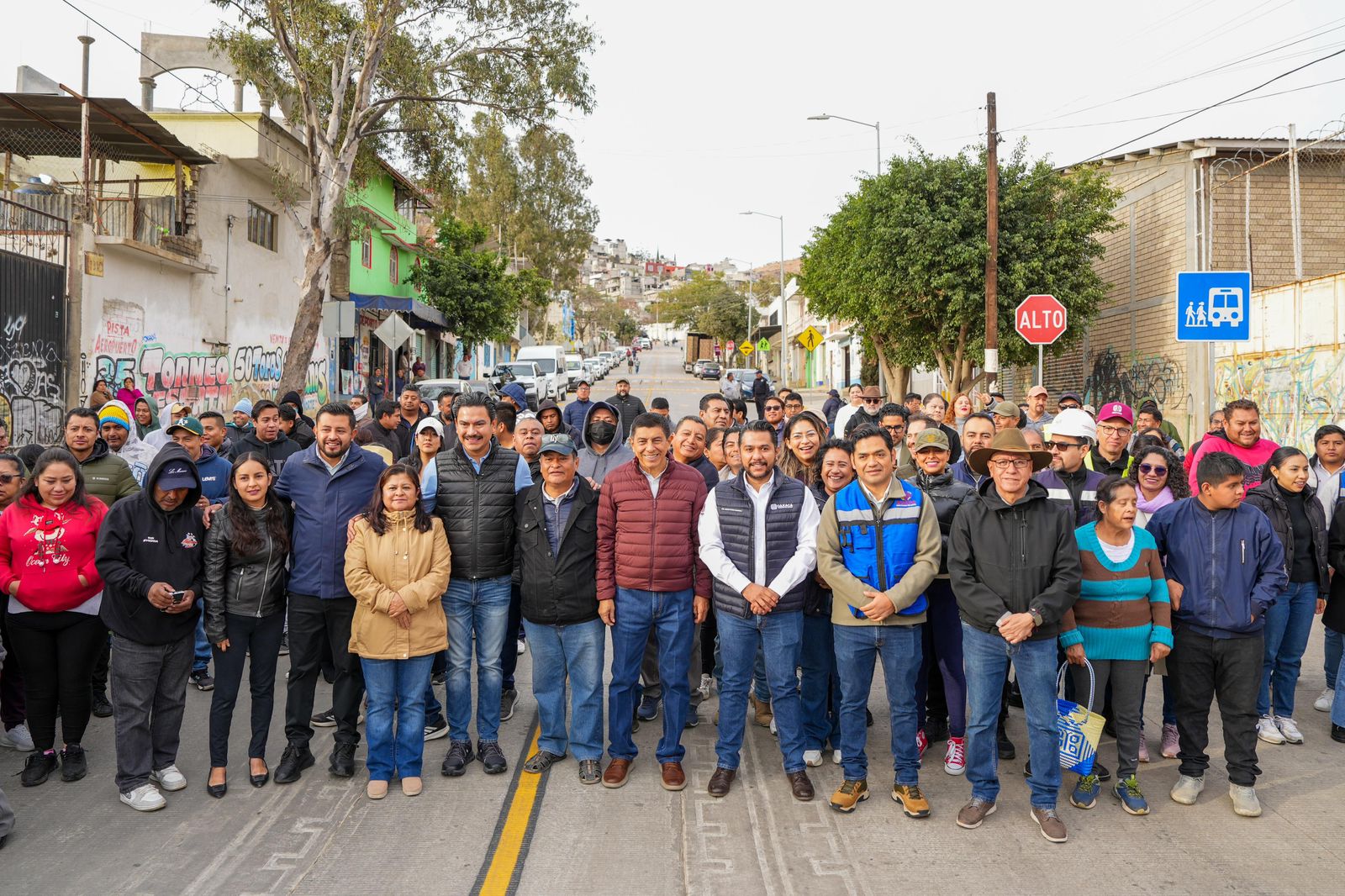 Entrega Salomón Jara una vialidad moderna y segura con la rehabilitación de la calzada Valerio Trujano en la ciudad capital