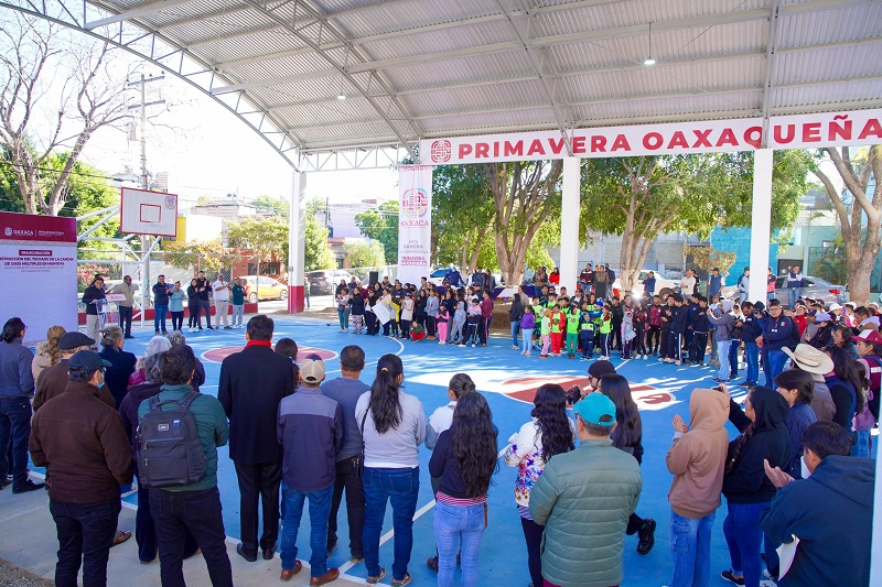 Entrega Salomón Jara techado de cancha de usos múltiples en fraccionamiento Álamos IVO para fomentar el deporte y sana convivencia