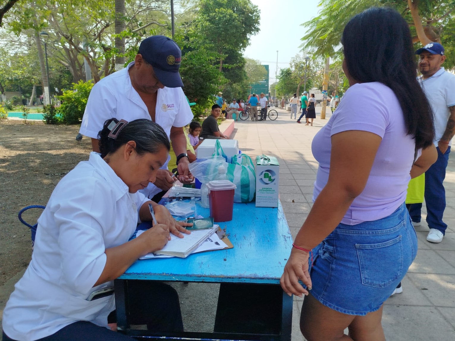 Mantienen SSO activos los puestos de vacunación fijos y móviles contra el sarampión en el Istmo