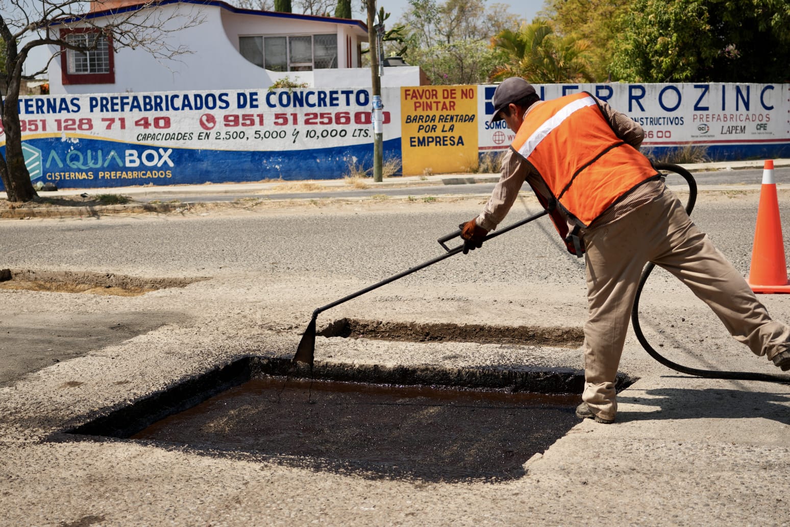 Repara Gobierno del Estado más de 800 baches en la capital