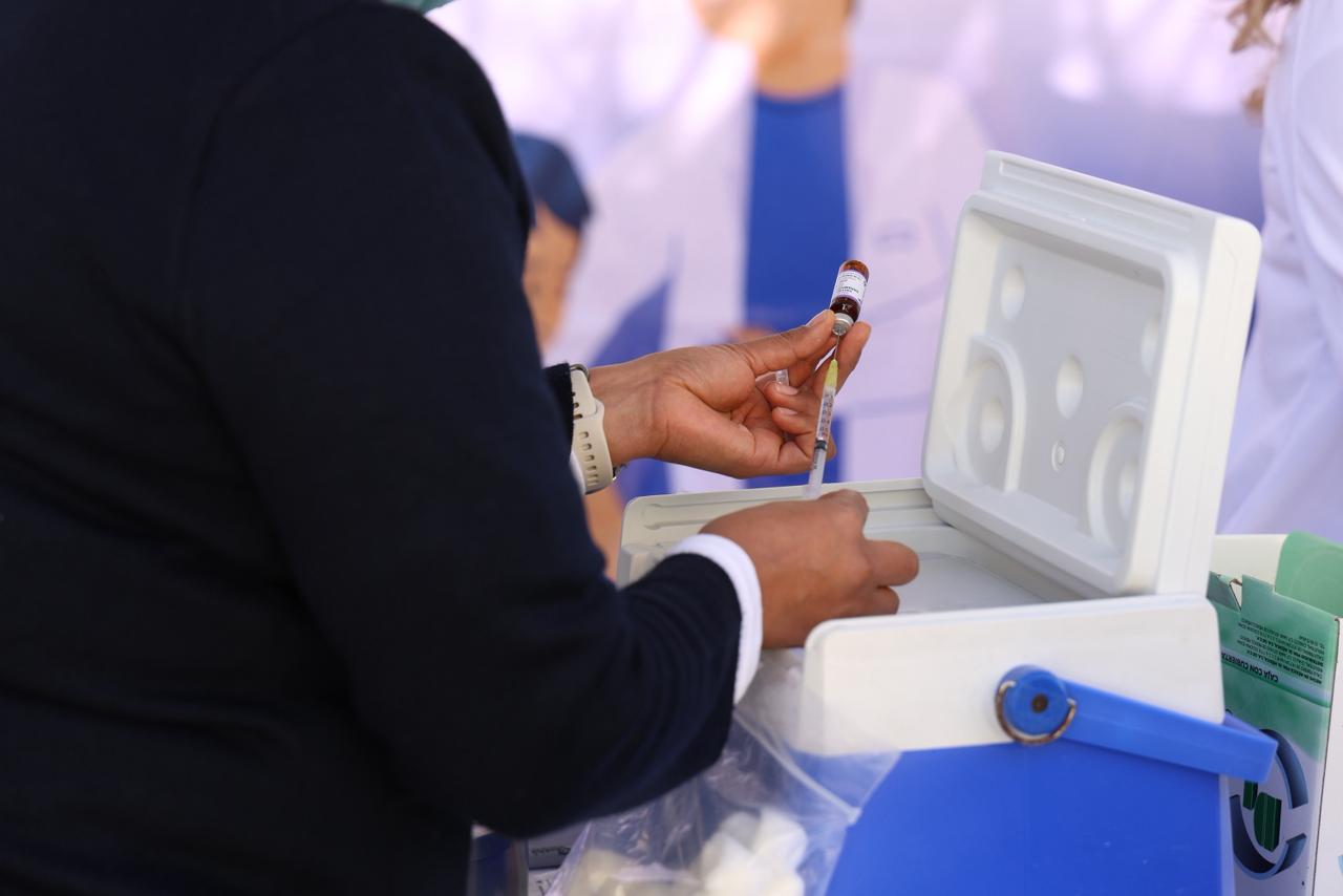 Continúa SSO con jornada de vacunación contra el sarampión en Oaxaca