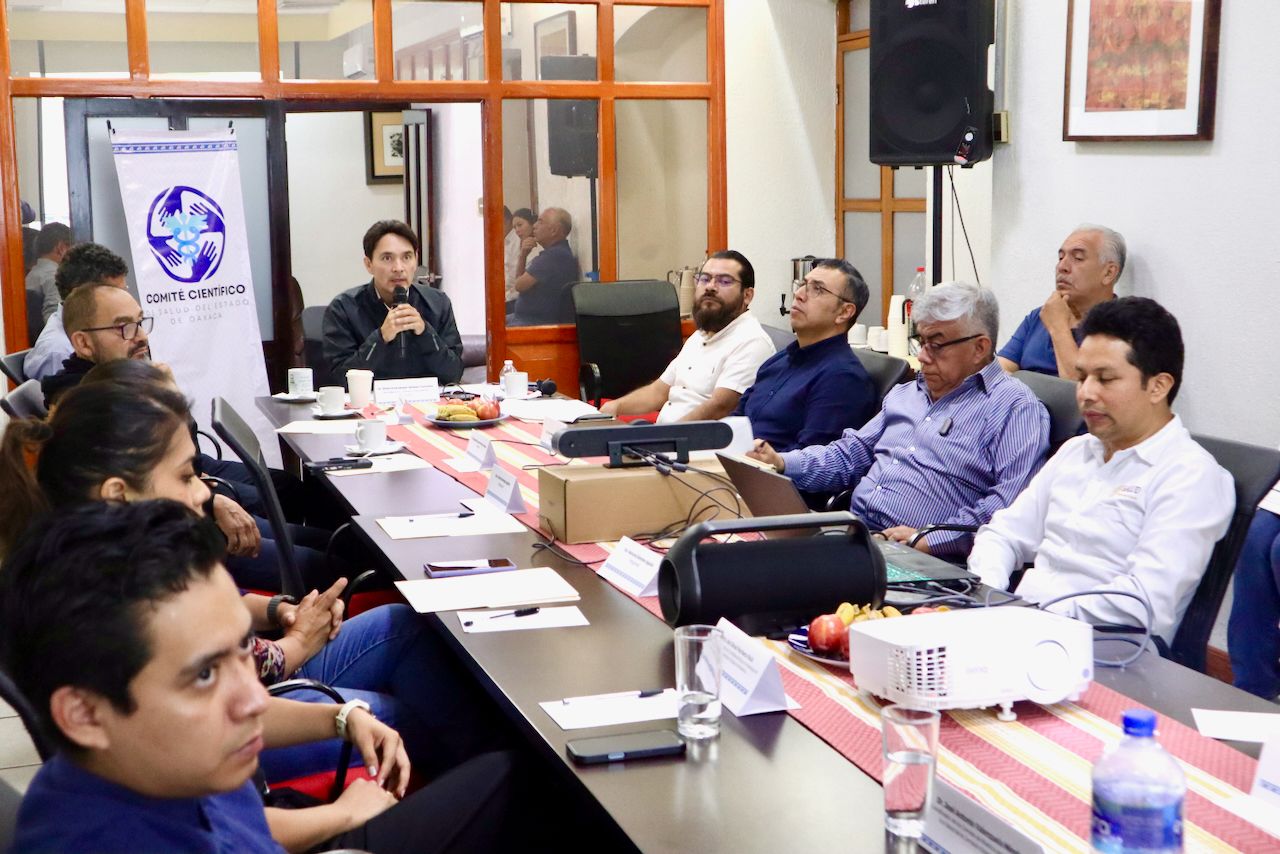 Fortalece SSO trabajo colaborativo con el Comité Científico estatal a favor de la salud pública