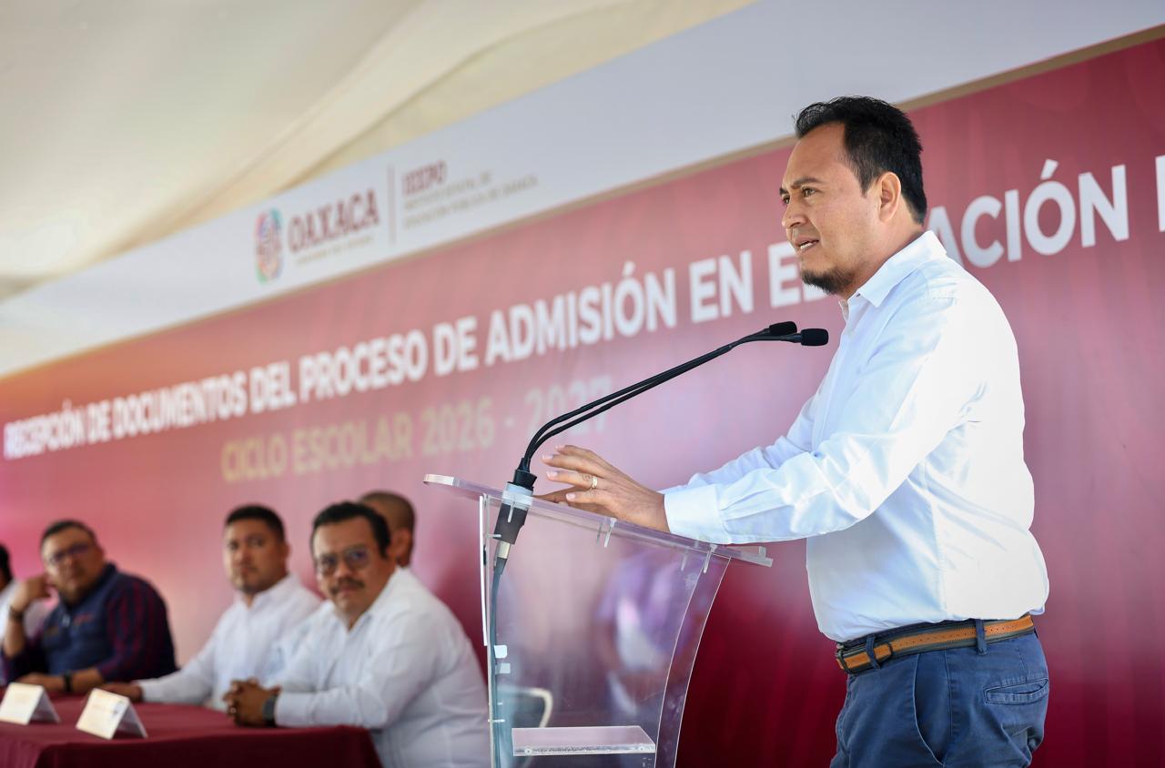 Inicia IEEPO recepción de documentos de egresados normalistas y becarios ENIDMI