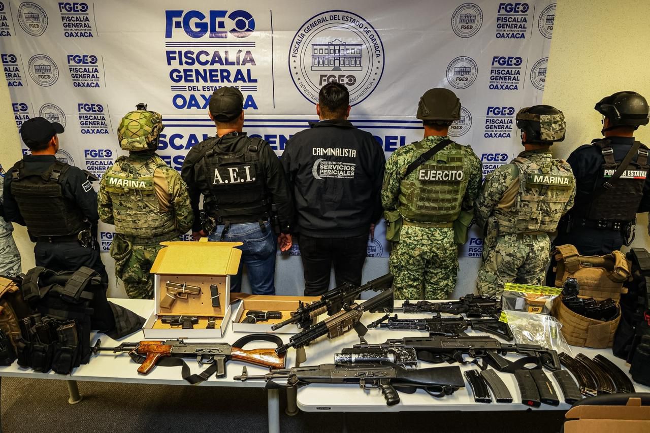 Trabajo coordinado del Gabinete de Seguridad Y Fiscalía logra aseguramiento de arsenal y vehículo ligados a triple homicidio en San Sebastián Tutla