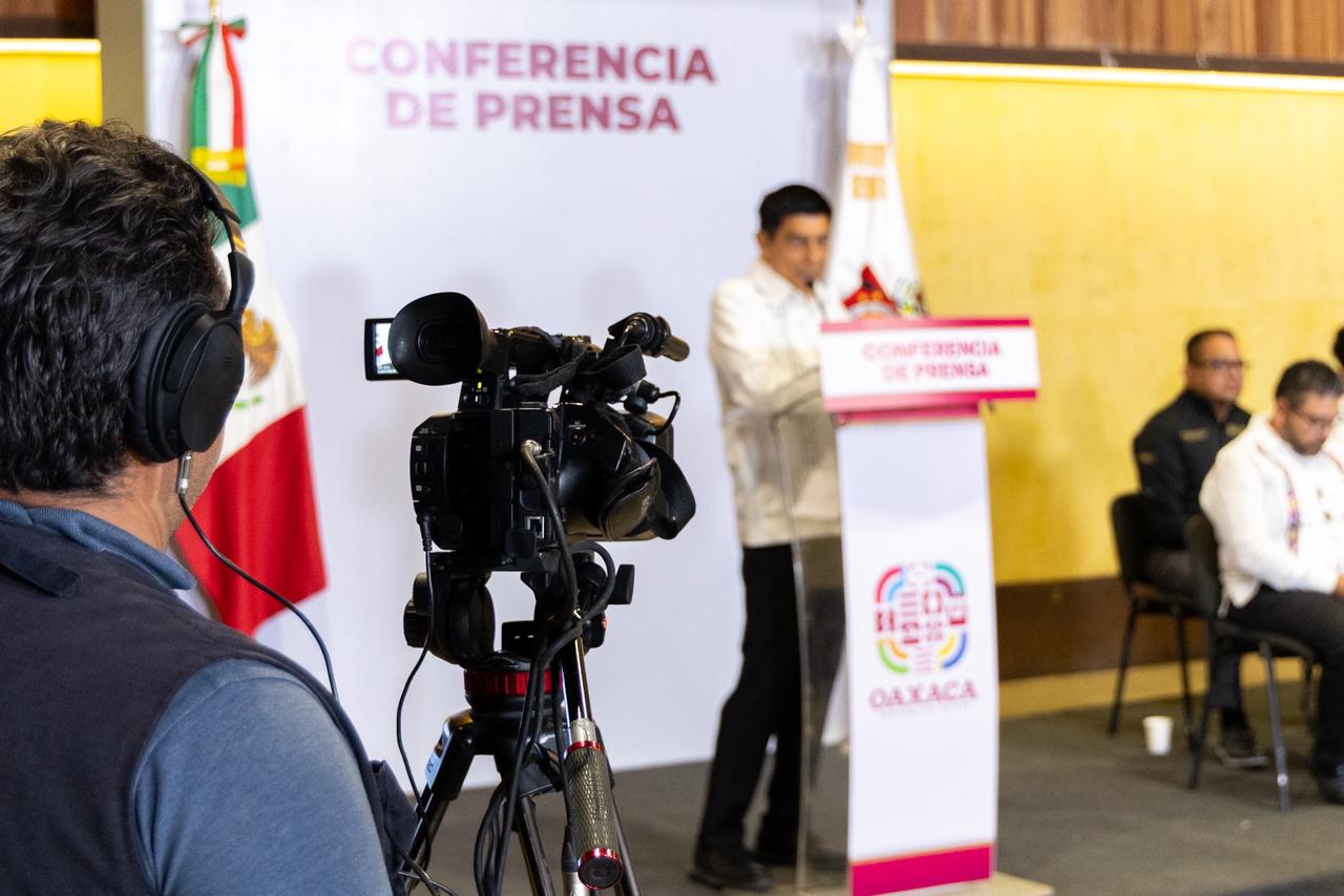 Para mejorar la atención y agilizar los trámites, presenta Gobierno de Oaxaca acciones de mejoramiento a módulos de Semovi