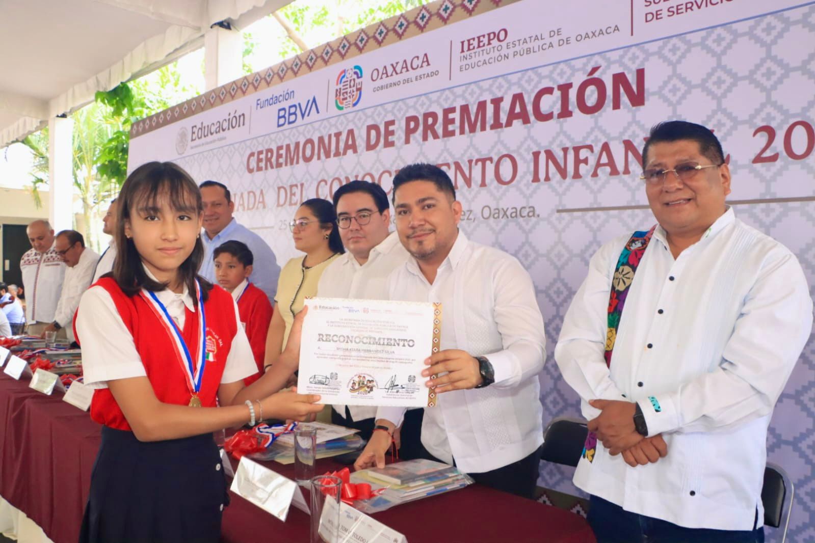 ¡Orgullo de Oaxaca! IEEPO reconoce a ganadores de la Olimpiada del Conocimiento Infantil 2026