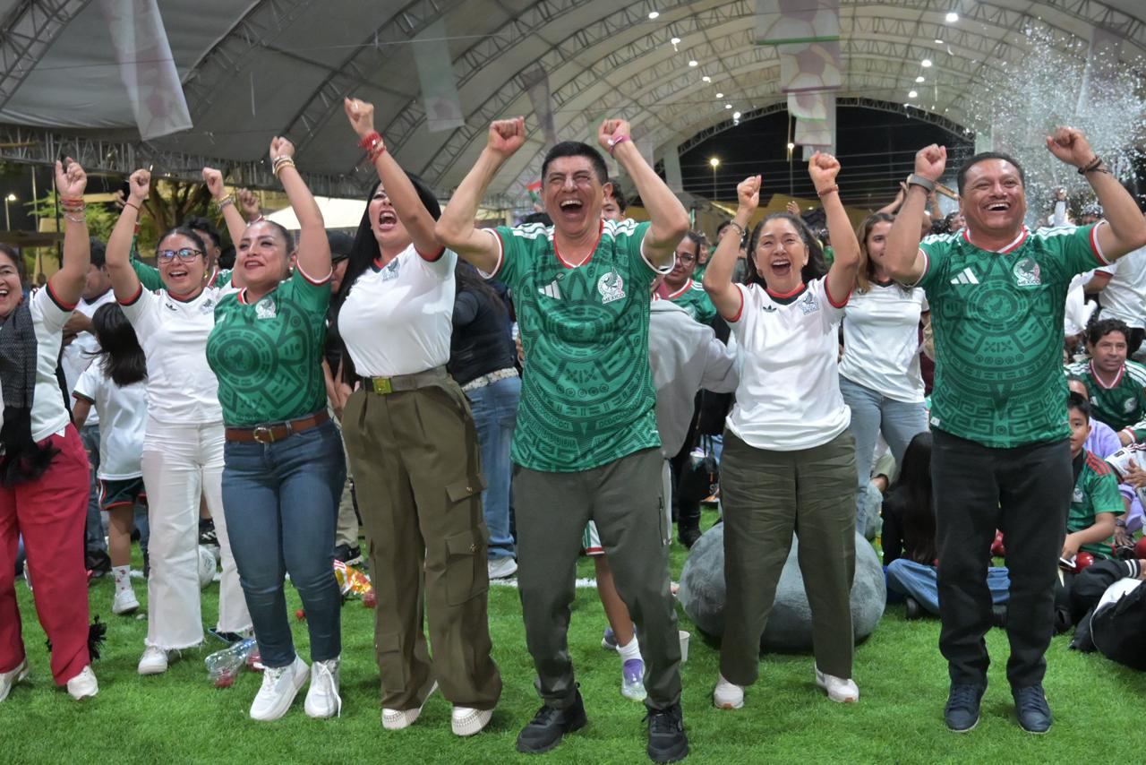 Con victoria 2-0 ante Ecuador, México llega al quinto partido de una justa mundialista después de 40 años