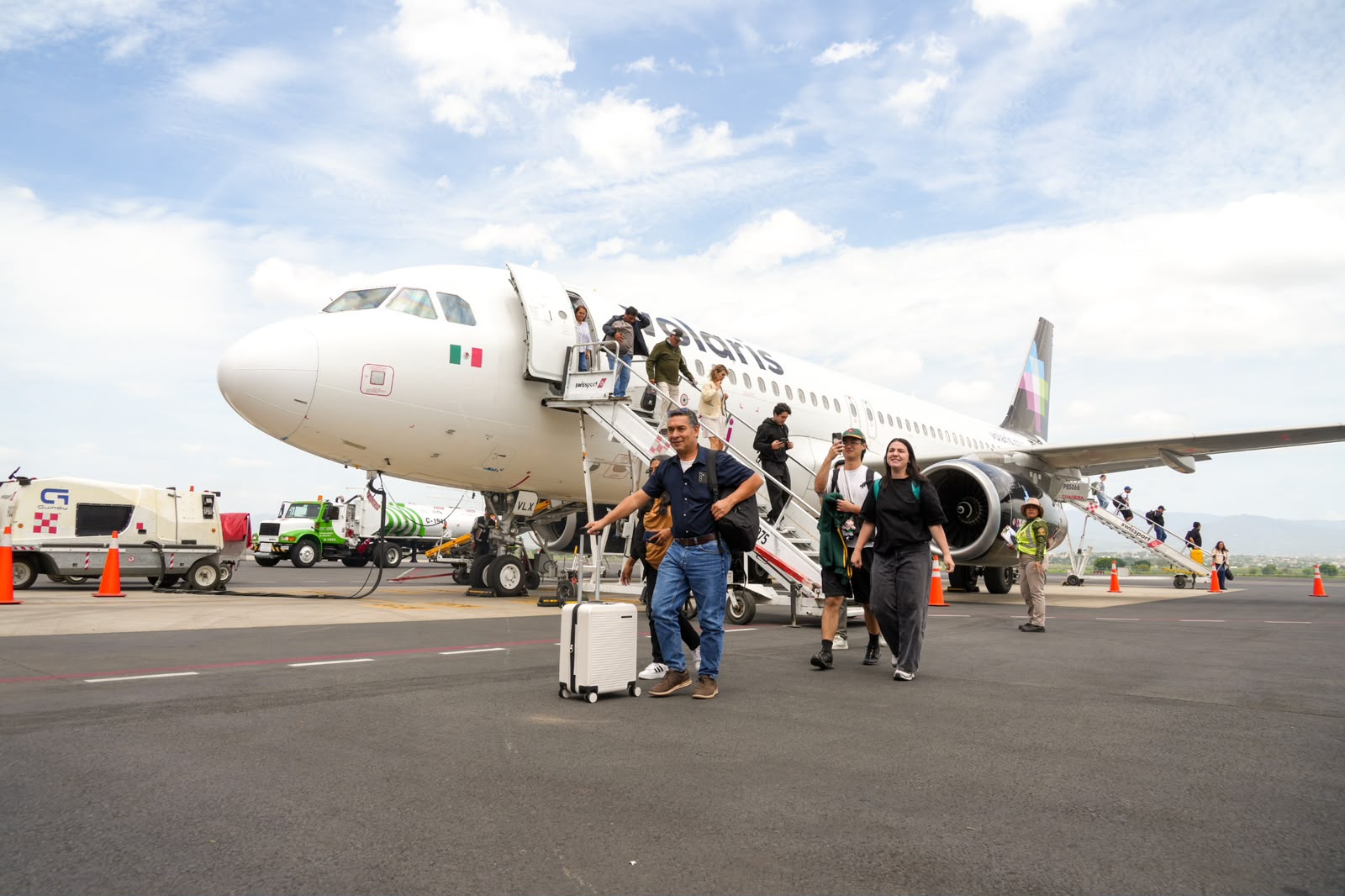 Se movilizan 2.15 millones de personas en aeropuertos de Oaxaca de enero a julio: Sectur