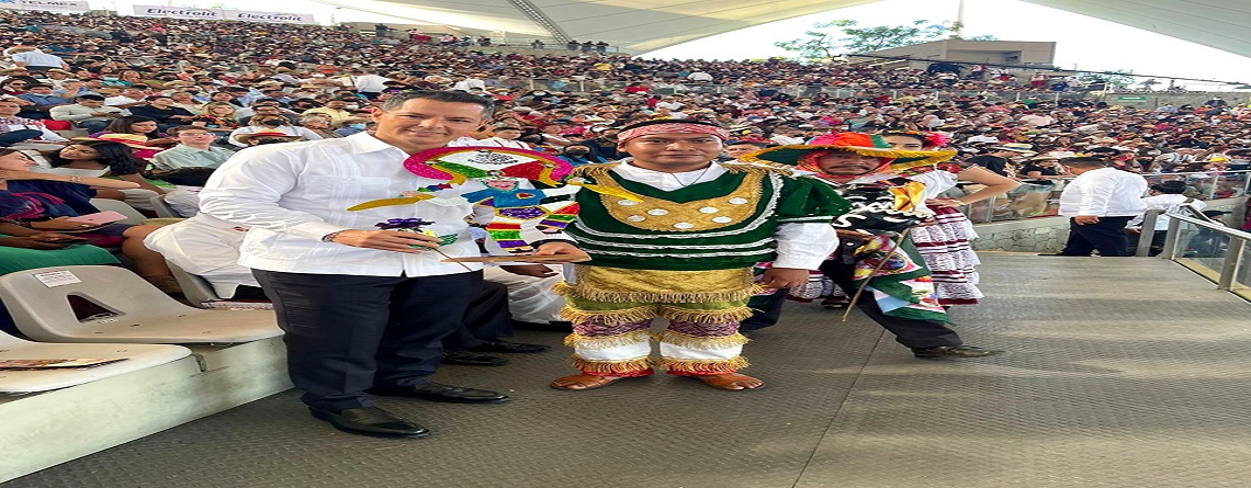¡Viva Oaxaca, viva la Guelaguetza! así se escuchó en la segunda emisión de la máxima fiesta de las y los oaxaqueños