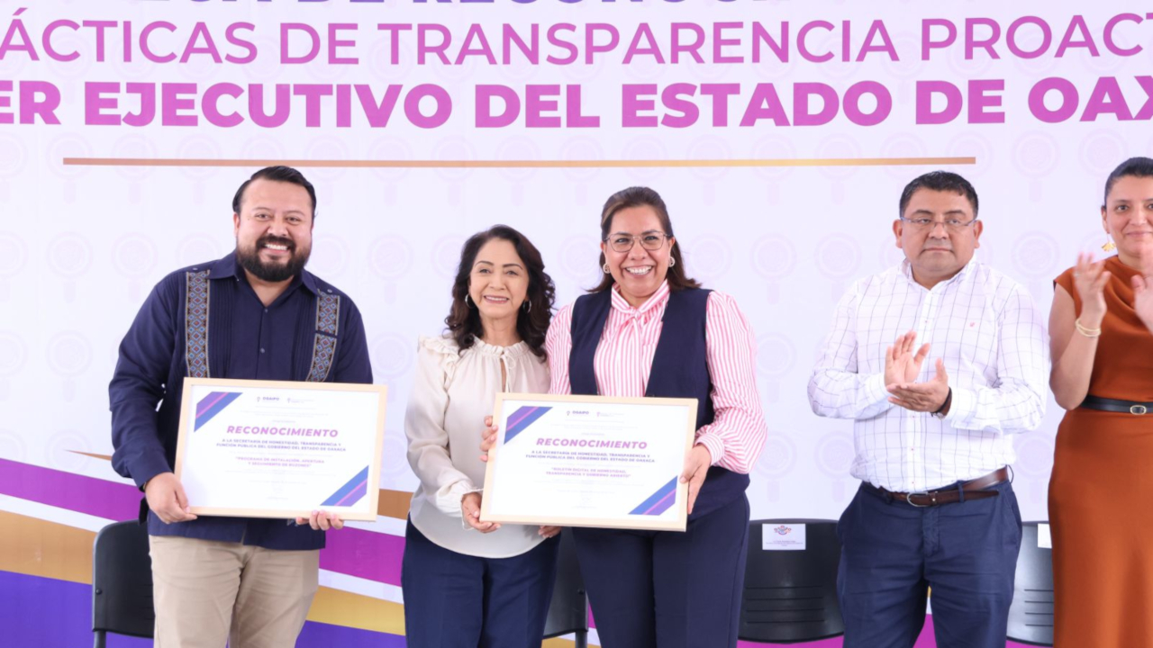 Secretaría de Honestidad obtiene reconocimientos por prácticas de transparencia proactiva
