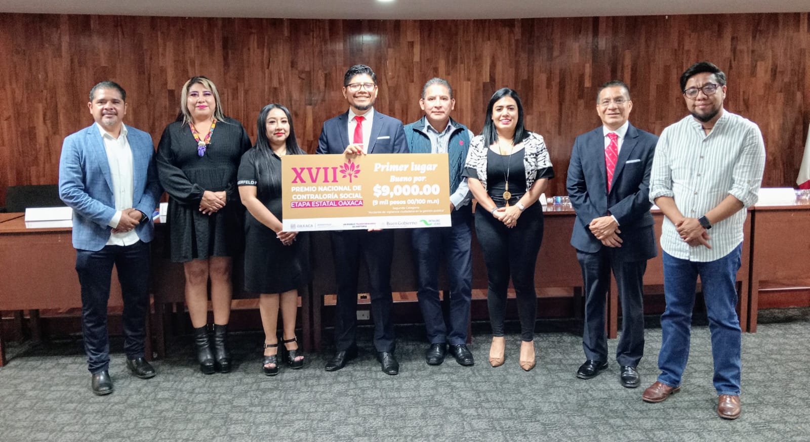 Entrega Secretaría de Honestidad Premio Nacional de Contraloría Social 2025 en su etapa estatal