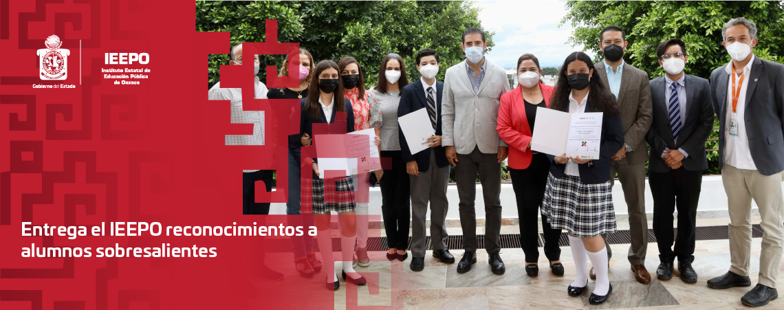 Entrega el IEEPO reconocimientos a alumnos sobresalientes