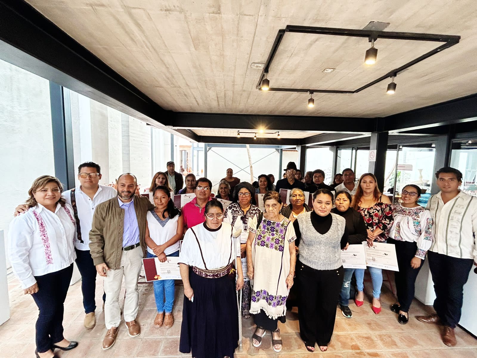 Galardona IFPA a personas artesanas ganadoras en el XVIII Concurso Estatal de Nacimientos Oaxaqueños 2023