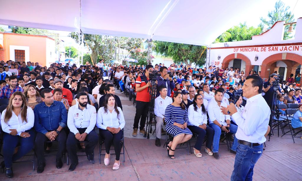Abraza San Jacinto Amilpas el Programa «Reciclemos por Oaxaca»