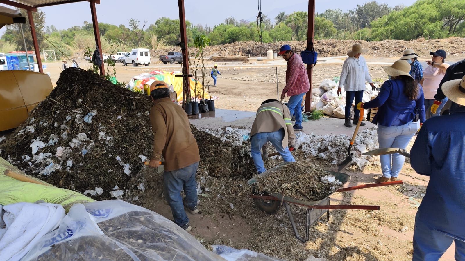 CAPACITA SECRETARÍA DE MEDIO AMBIENTE A AUTORIDADES MUNICIPALES EN MATERIA DE COMPOSTEO DE PAÑALES