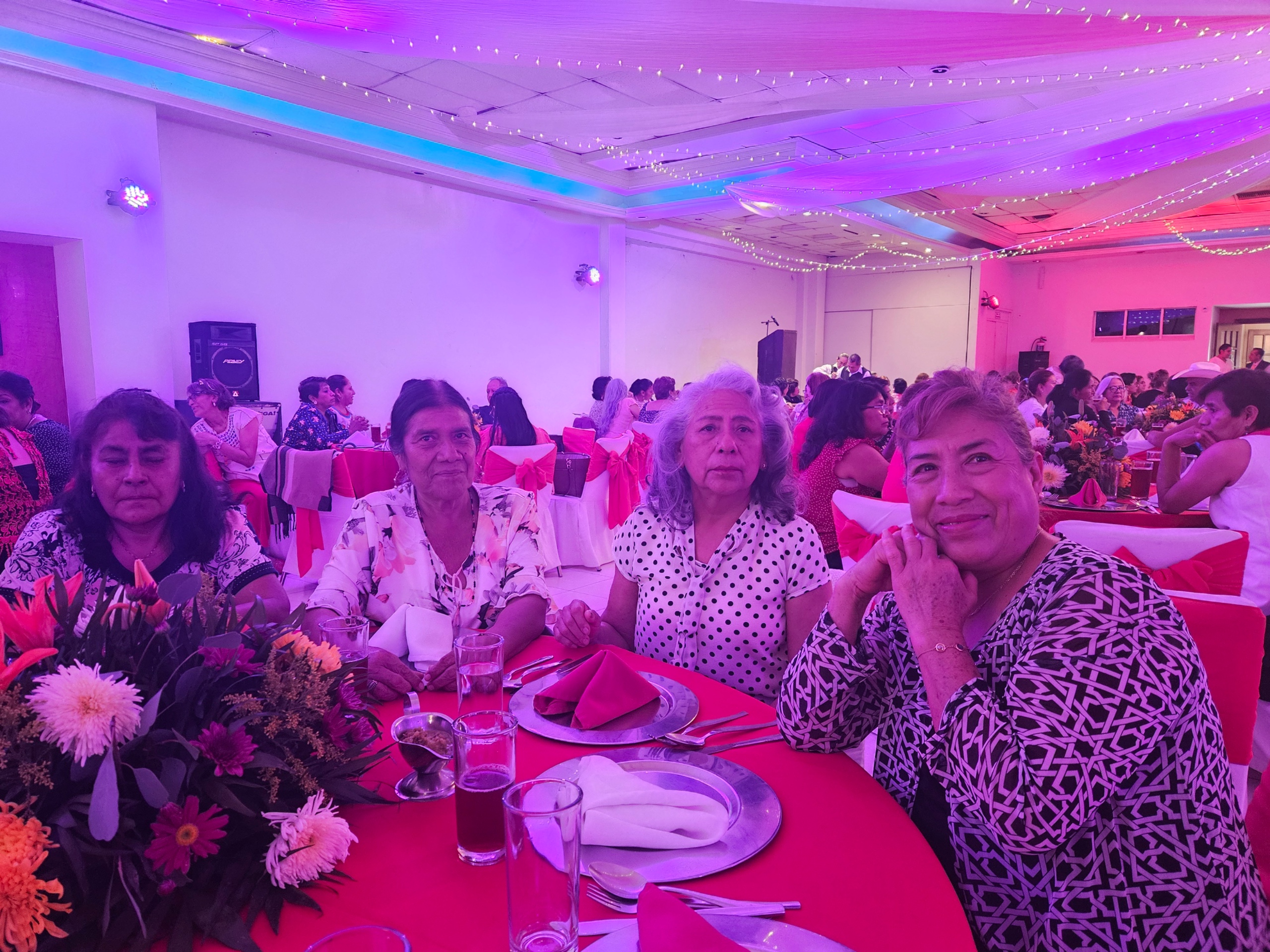 TARDEADA DEL DÍA DEL AMOR Y LA AMISTAD