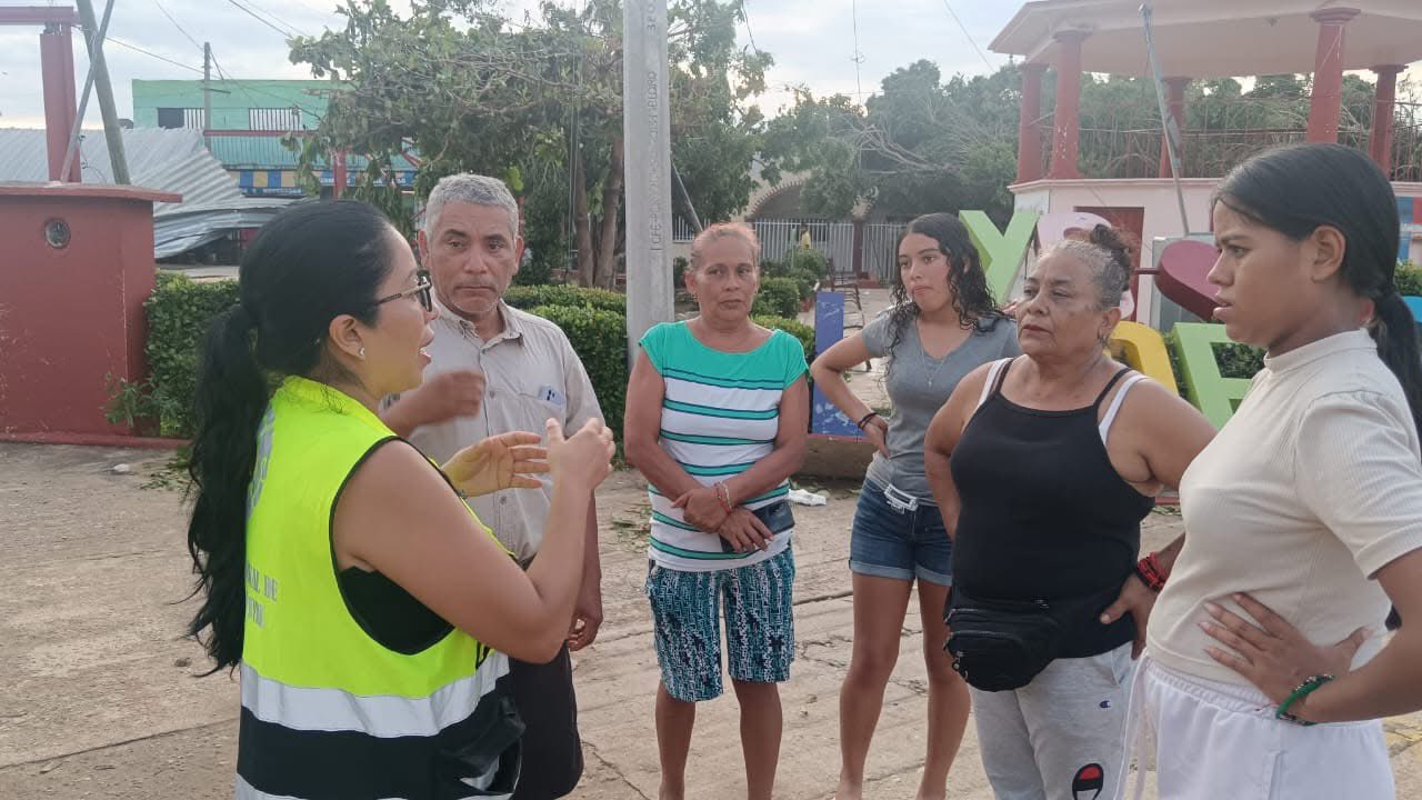 Recorridos a Localidades Afectadas Posteriores al Impacto del Huracán Erick