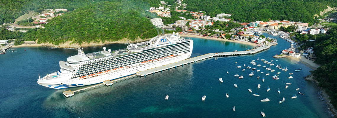 Derrama superior a 3 mdp por arribo del primer crucero de la temporada 2023-2024 en Huatulco: Sectur