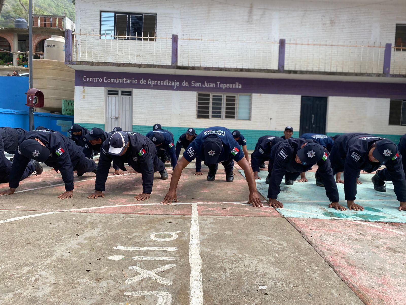 Policías Auxiliares Comunitarios 05