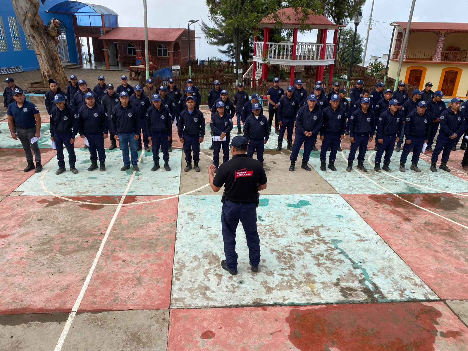 olicías Auxiliares Comunitarios 06