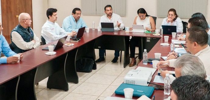 Reunión para fortalecer el proyeco del BiniBus