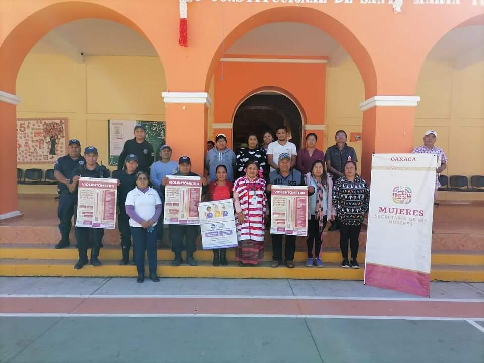 Secretaría de las Mujeres del Estado de Oaxaca capacita a Santa María Yucuhiti para prevenir y erradicar la violencia de género
