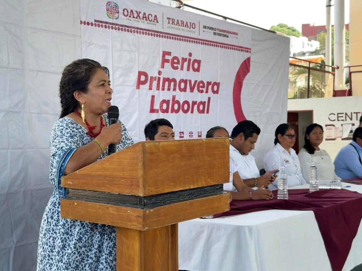 Feria Primavera Laboral en el municipio San Pedro Pochutla